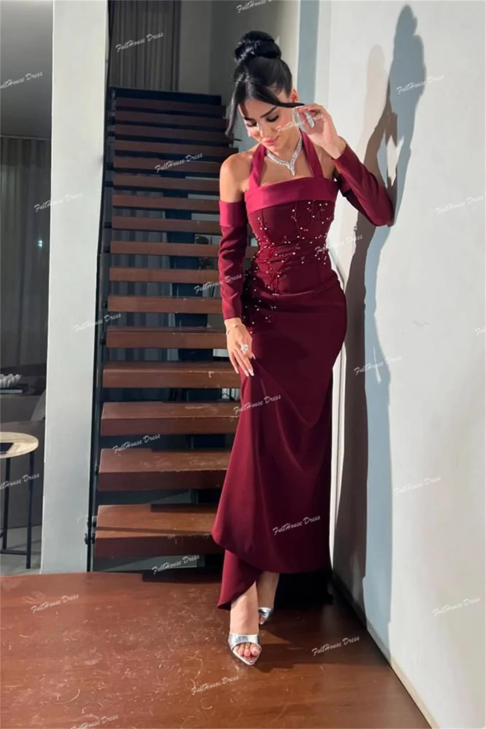 Custom Made 3/4 Sleeve Halter Sequins Lace Evening Dress Sexy Sheath Lace up Back Saudi Dress with Court فساتين سهرة