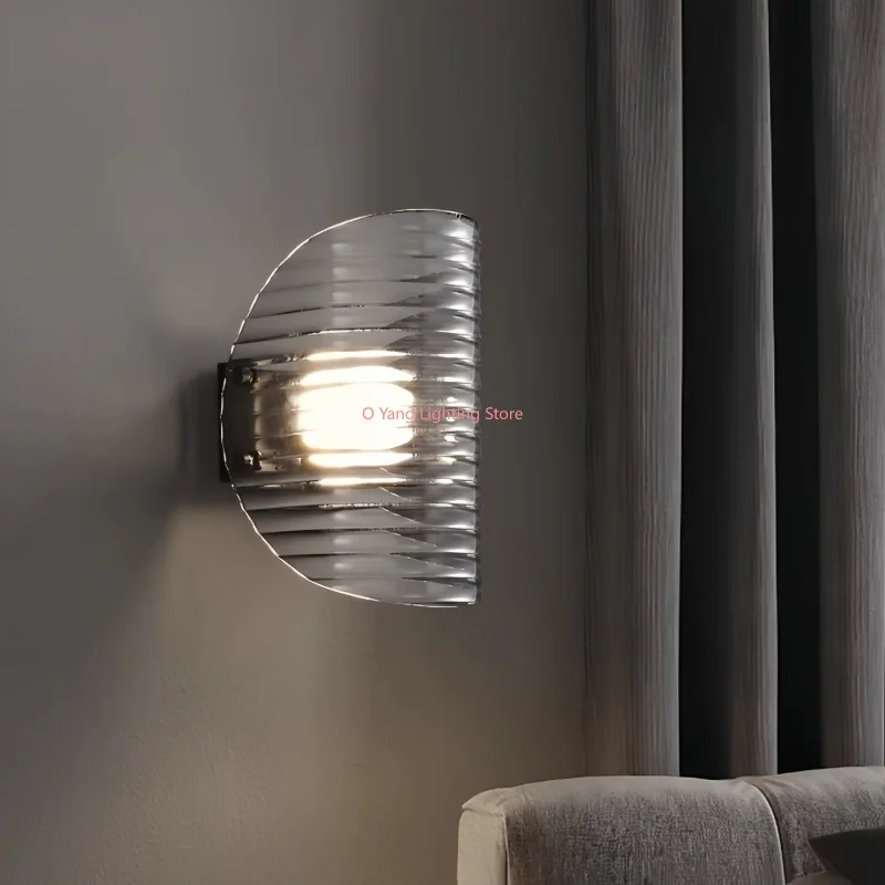 Lampe murale de chevet design créatif haut de gamme à LED en verre, style chandelier, avec lumière tricolore et spectre complet, modèle très vendu