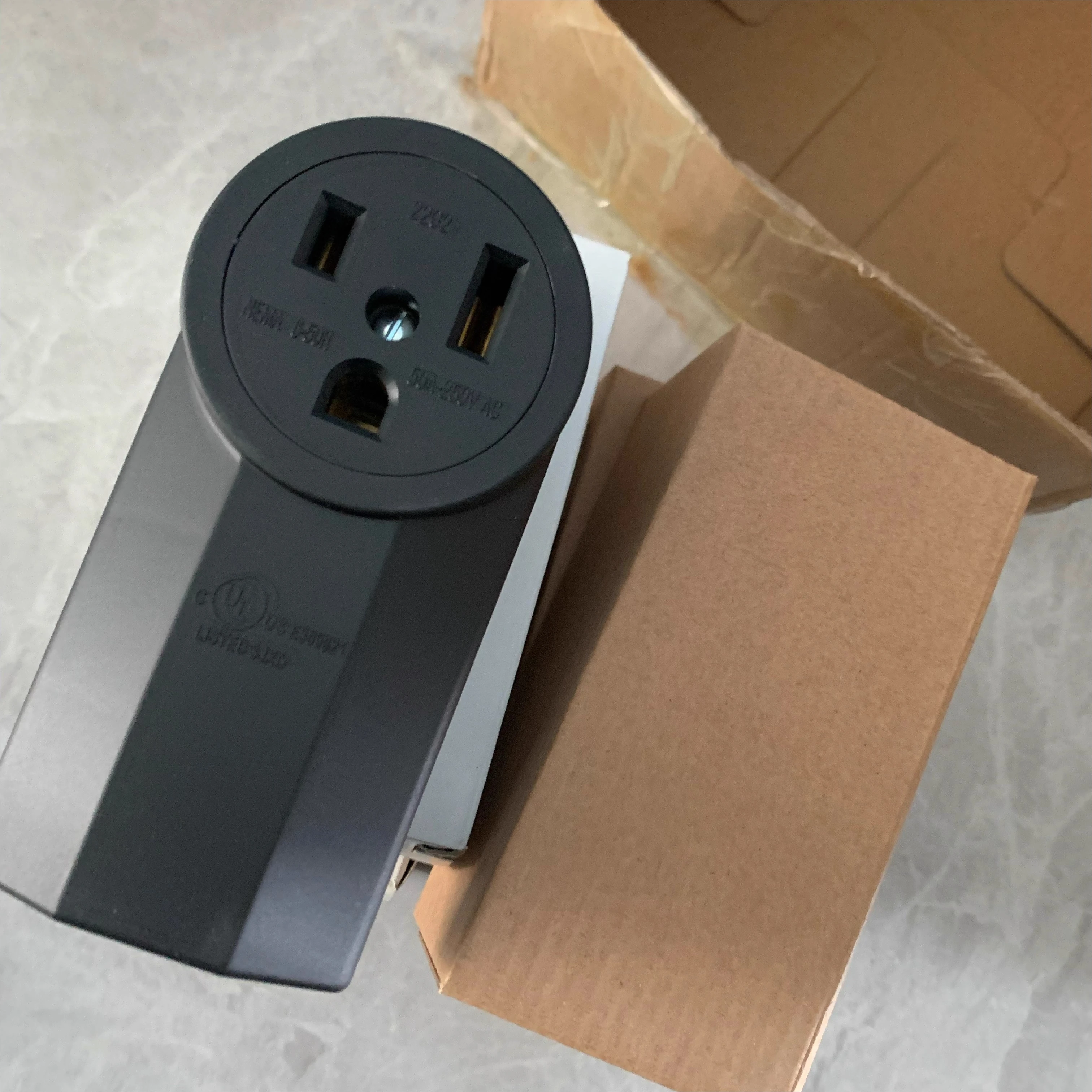 مناسبة لمجموعة تسلا موديل 3 Y 32A مقبس أمريكي 7KW شحن السيارة 6-50 مقبس 14-50