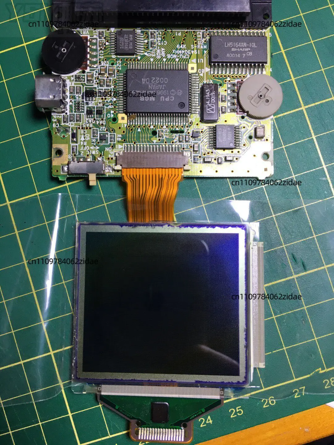 For Original LCD Screen of Game Console GAME BOY POCKET Disassembled - Perfect Screen in Black and White