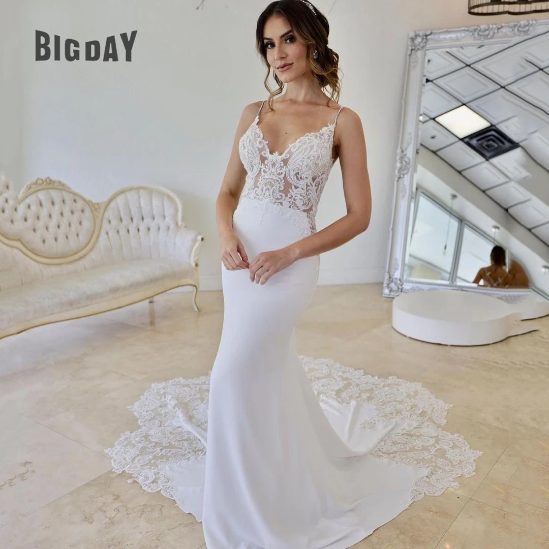 Exquisite Wedding Dress For Woman Spaghetti Straps V-Neck Open Back Lace Appliques Sweep Train Bride Gowns Vestido Custom Made