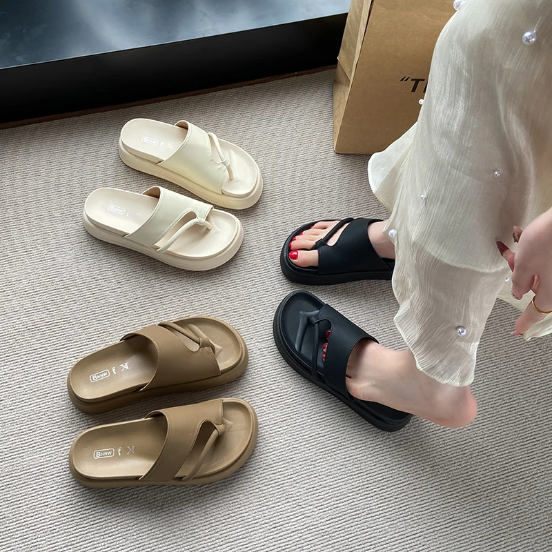 Trend buty damskie płaskie sandały damskie lato 2025 gruba podeszwa miękkie wygodne antypoślizgowe odporne na zużycie odkryte kapcie damskie