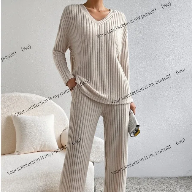 

Two-piece set of women's fashion casual straight-leg pants temperament loose V-neck pit strip knitted cover