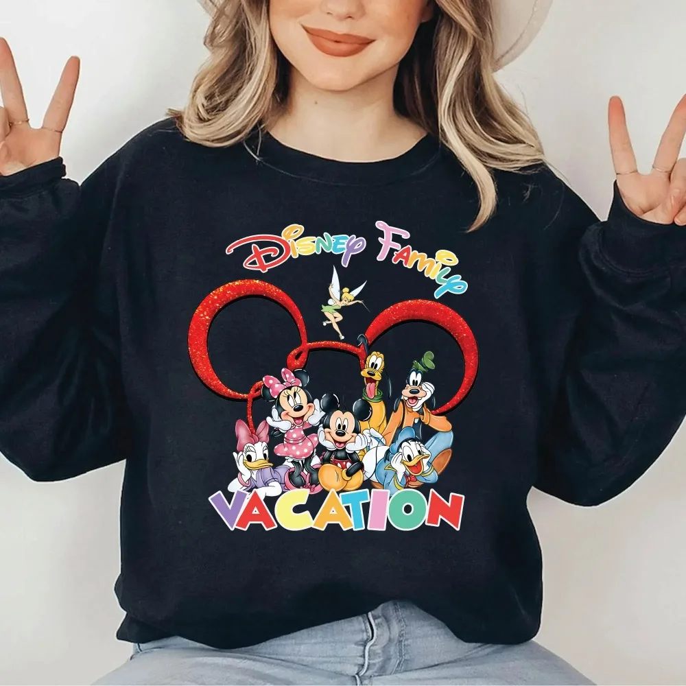 A New Style of Loose, Warm Autumn and Winter Sportswear for American Girls in 2025, Featuring Mickey Mouse Prints and Pullovers
