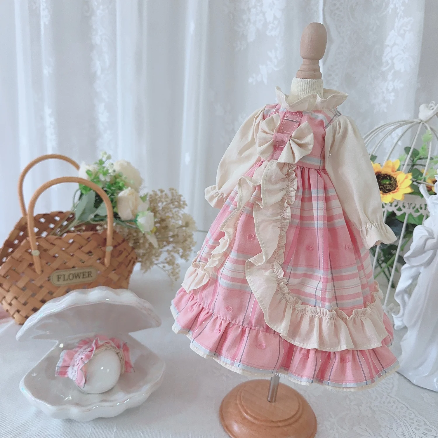 BJD Doll clothes Suitable for 1/3 1/4 1/6 size light pink bow plaid garden style long sleeve dress doll accessories