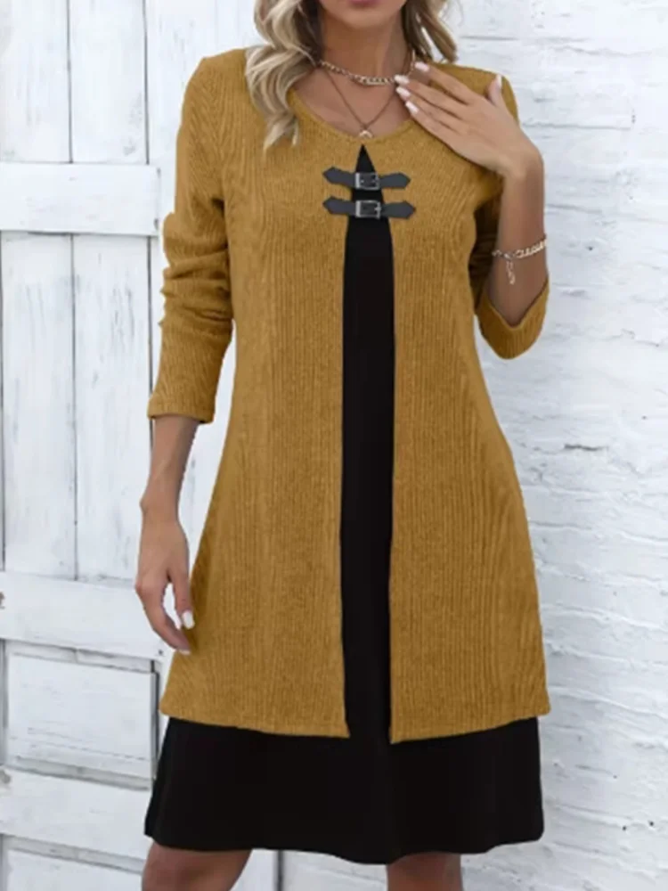 ชุดเดรส Midi แฟชั่นผู้หญิง โครงสร้างถักแบบซี่โครงพร้อมการแทรกที่ตัดกันและรายละเอียดหัวเข็มขัด