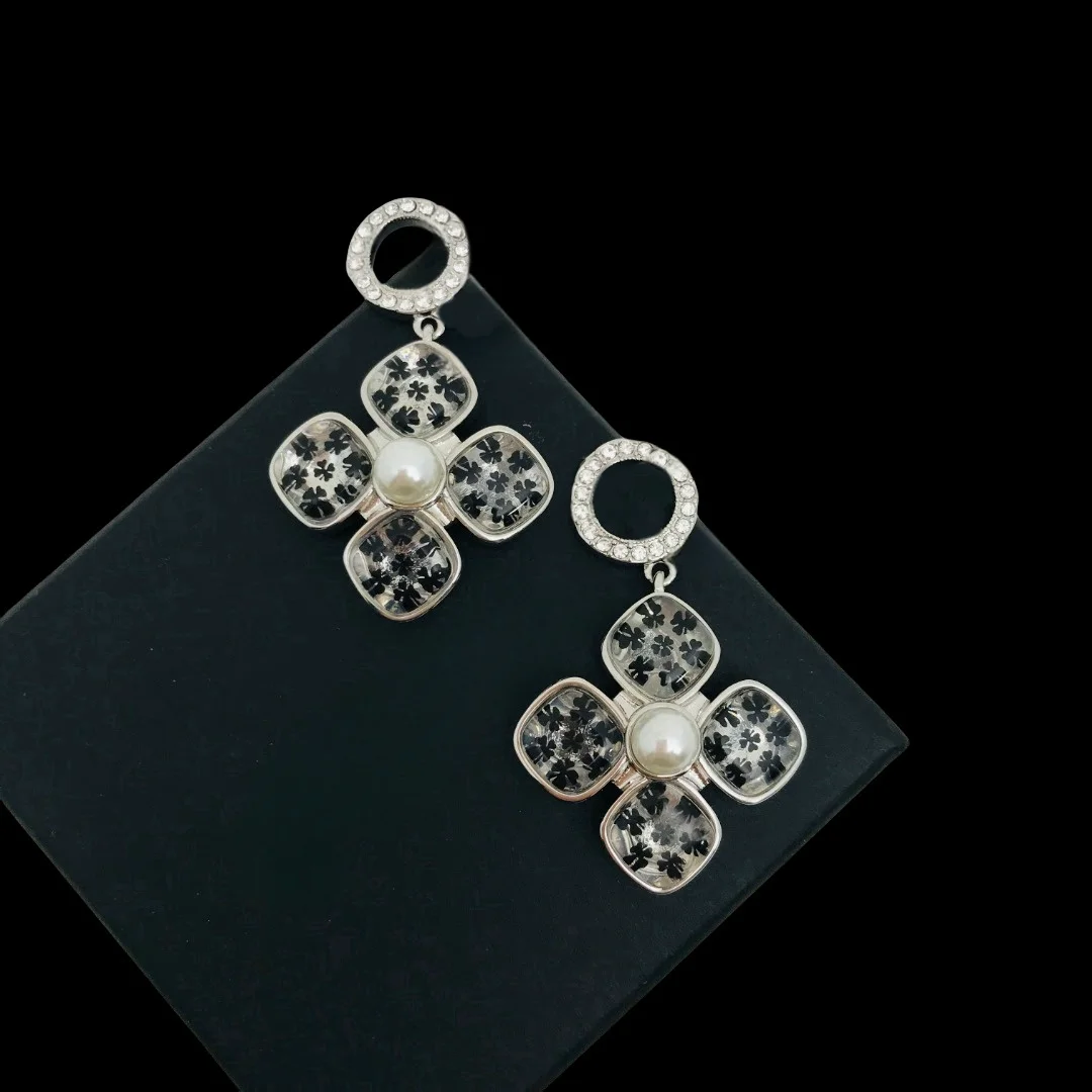 

Diamond pendant petals exquisite fashion high quality earrings