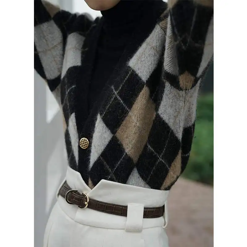 

Вязаный мягкий свитер в стиле ретро, женский свободный внутренний свитер, одинаковое пальто с ромбовидным узором, V-Ne Long Sve, теплый зимний топ