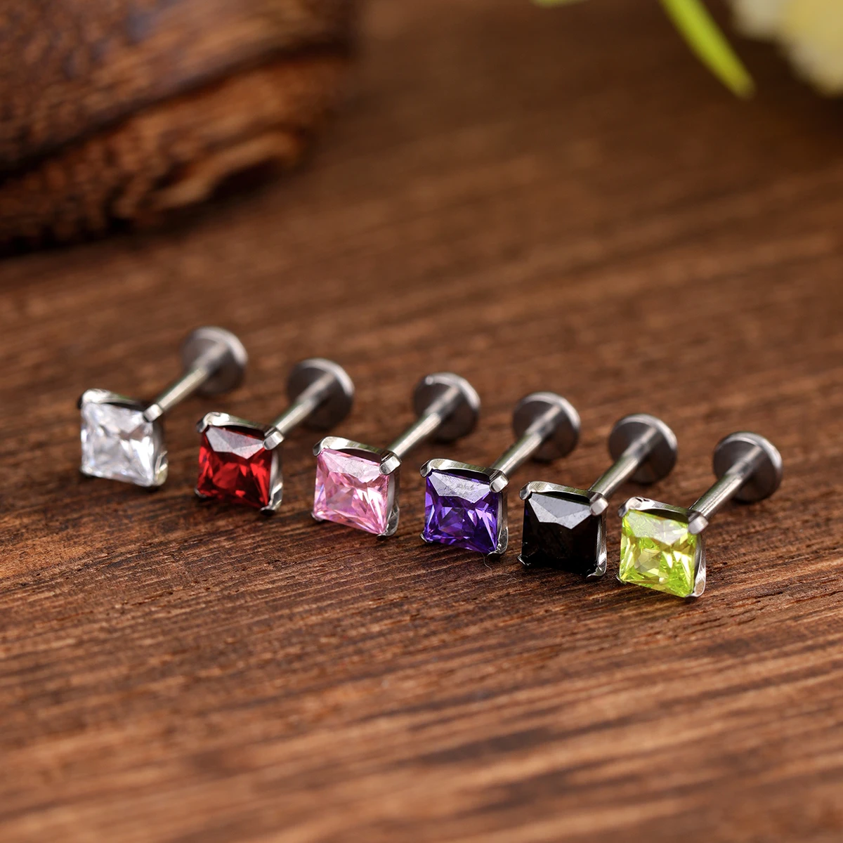 2024 Fashion Body Jewelry G23 Titanium Earring Set For Women Labret Lip Tragus Cartilage New Septum Piercing Earrings