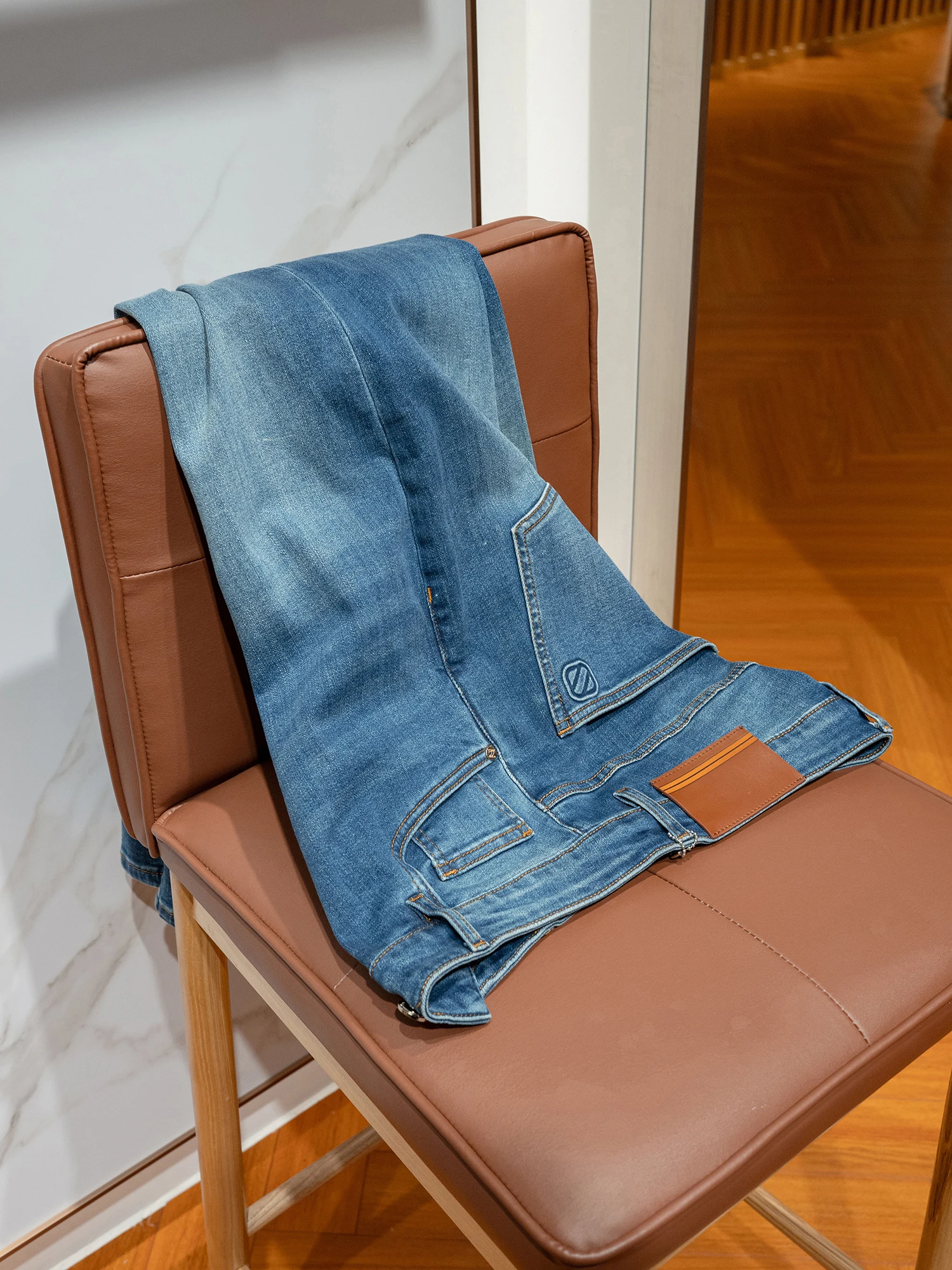 

Classic Waed Blue Stretch Cotton Casual Loose Straight Leg Men's Jeans Breathable Comfortable Spring Summer Thin Denim