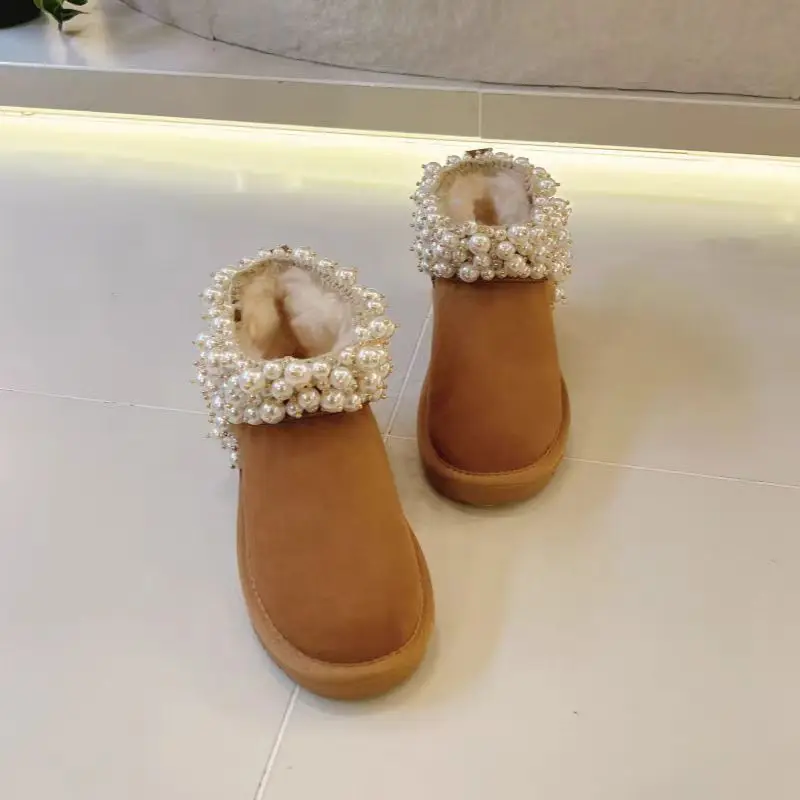 

Handcrafted custom-made pearl beaded snow boots, oversized thickened casual and comfortable women's cotton shoes 35-40