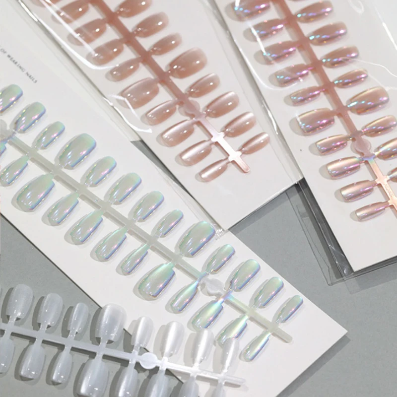 30 pezzi champagne chiaro stampa corta sulle unghie Aurora occhi di gatto pura ballerina decorazione indossabile unghie finte copertura completa punte per unghie