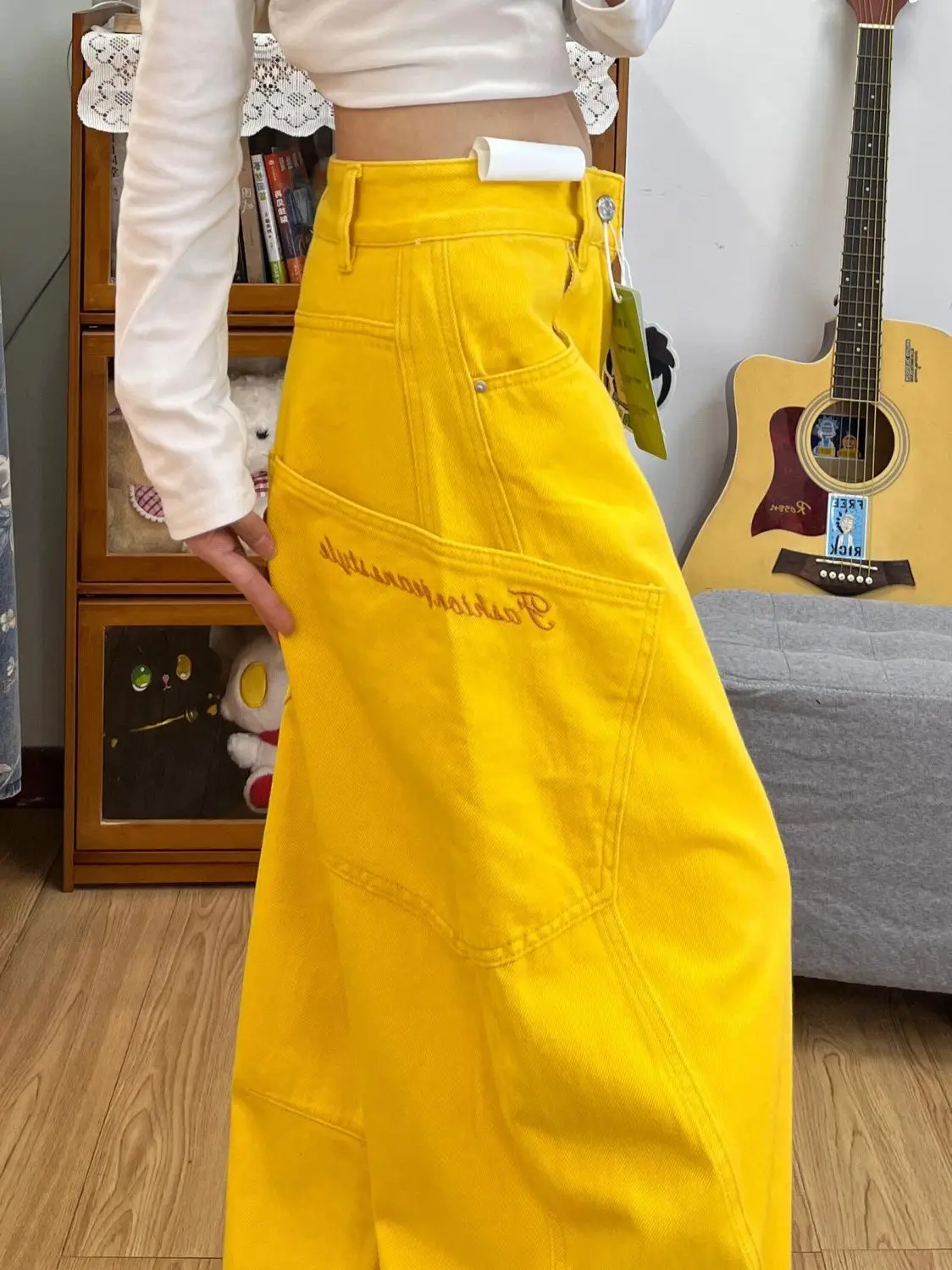 Gele jeans met wijde pijpen voor kinderen, losse en luie stijl broek met rechte pijpen, zakken en vloerlengte broek