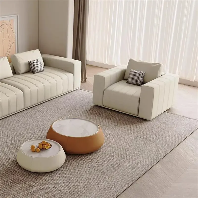 أريكة جلدية جديدة خفيفة فاخرة على شكل مفتاح البيانو للقطط، إطار من الخشب الصلب، أريكة فنية جلدية حديثة بسيطة على شكل صف مستقيم في ر