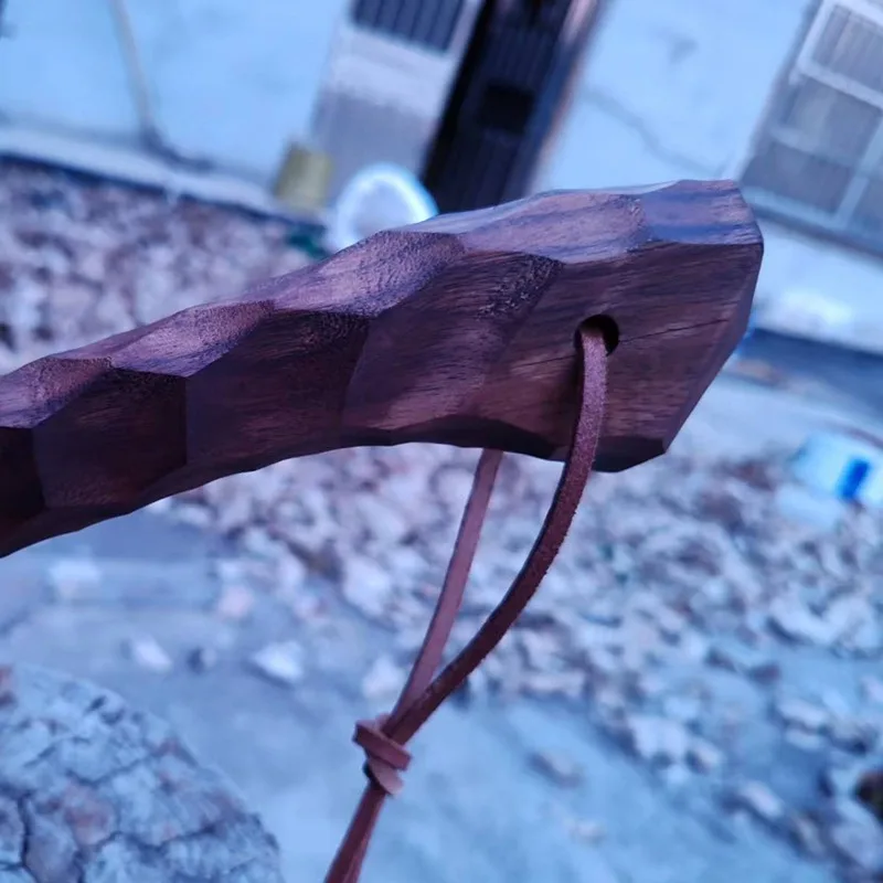 Outdoor-Axt, Stahl-Handaxt für Brennholz, multifunktionaler Beil, Campingzubehör, schwarzer Walnuss-Griff, professionelle taktische Axt