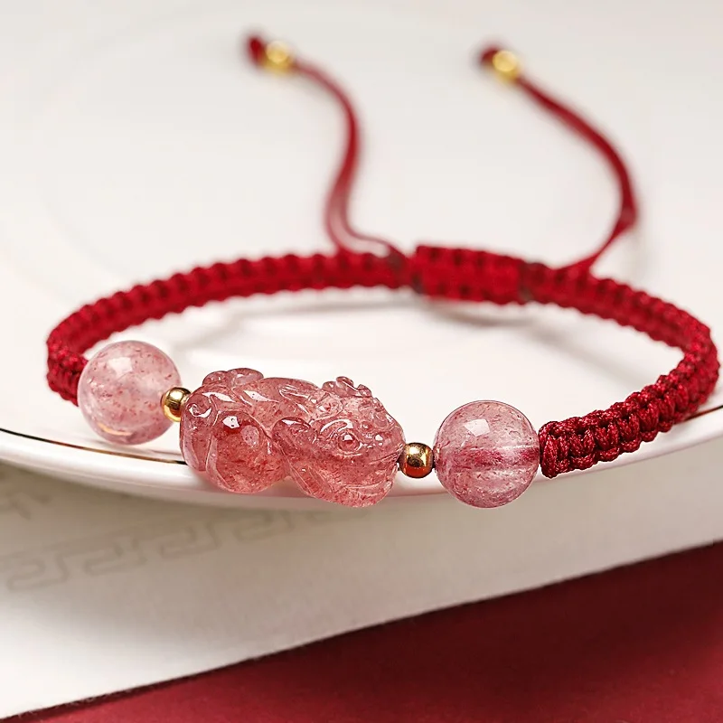 Direct Supply Strawberry Quartz Red Rope Braid Pi Xiu Bracelet Female Girlfriends String Bracelet Birth Year Crystal Bracelet