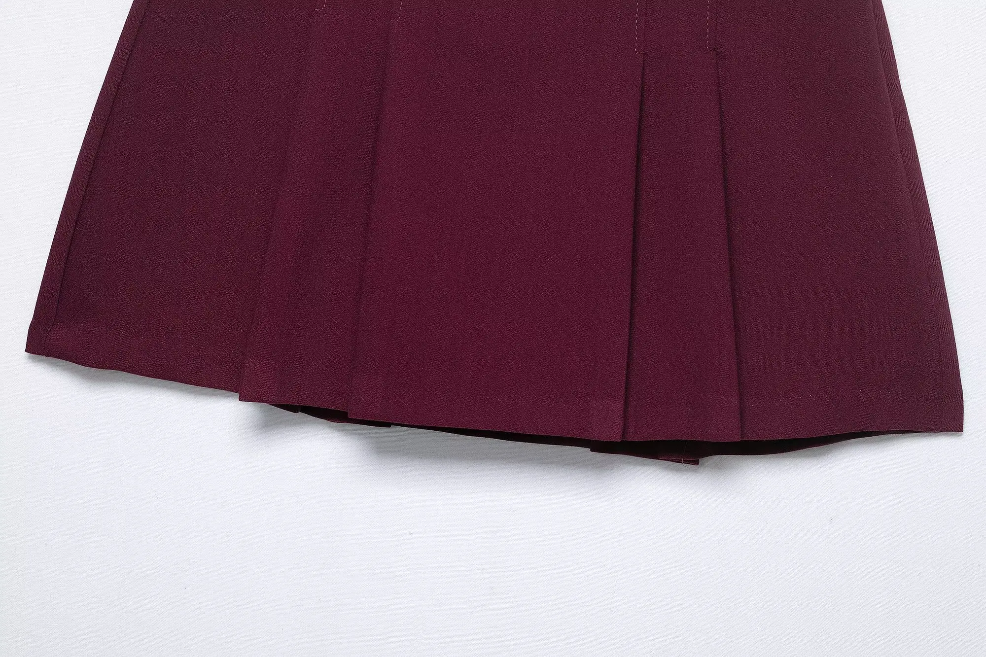 2025 New Arrival Women's Fashion Pleated Decorative Comfortable Casual Versatile Retro High-Waisted Side-Zipper Mini Skirt