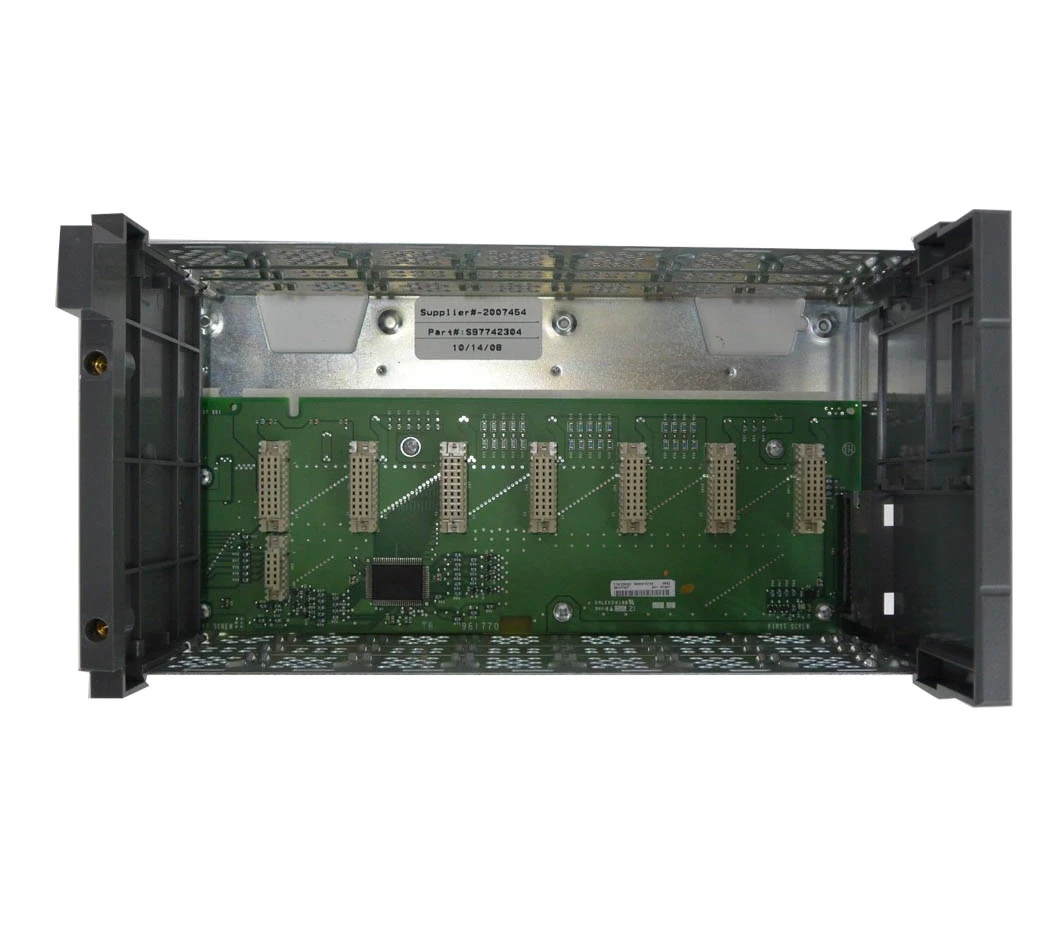 

SLC 500 Modular Chassis 1746-A7