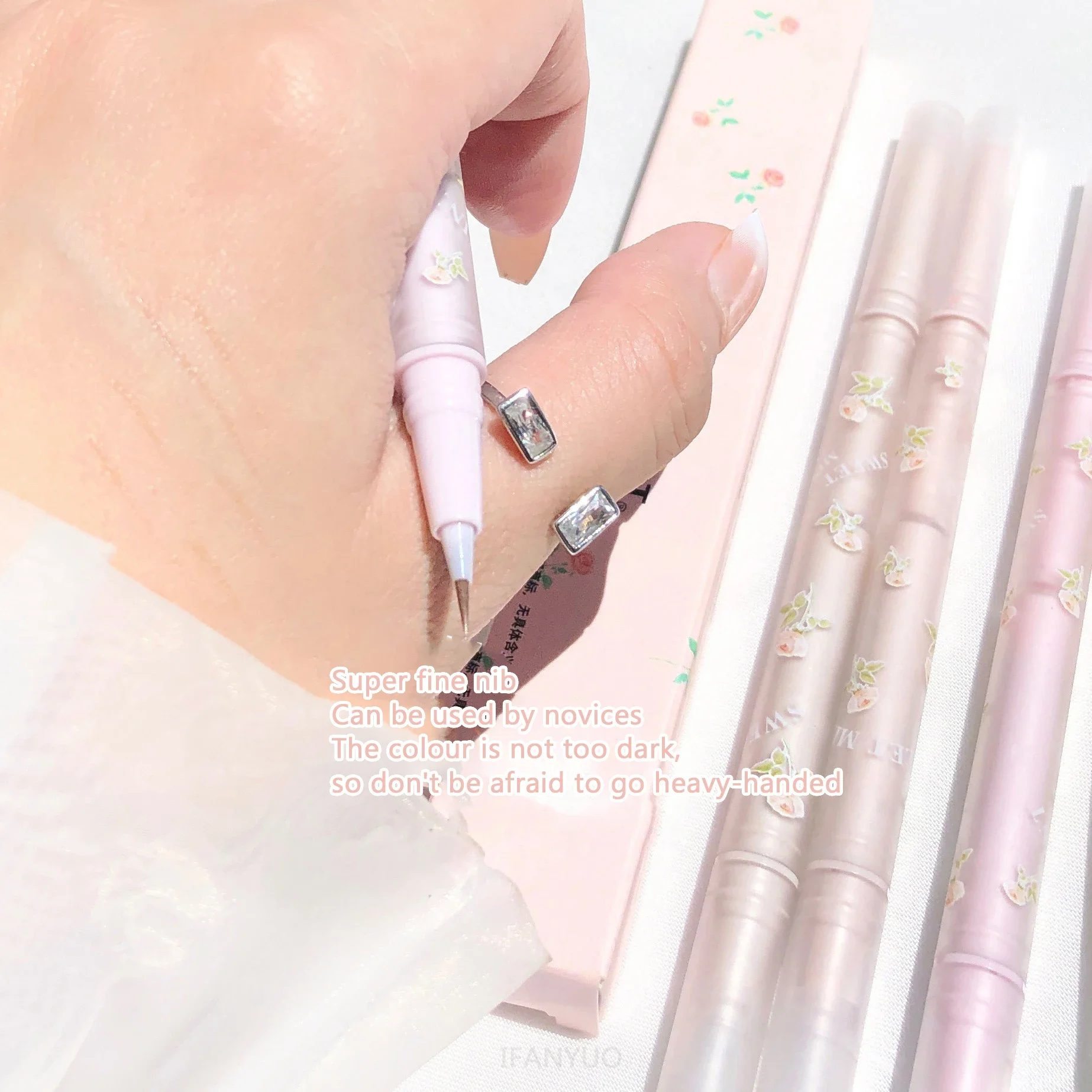 2In1 ماتي هيغليغتر الكذب دودة القز القلم المزدوج رئيس لمعان عالية السائل كحل الغراء السلس دائم التجفيف السريع كبير العين ماكياج #4