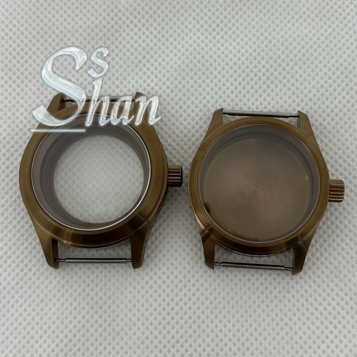 

36mm and 39mm brushed diving case with domed sapphire glass is suitable for the NH34 NH35 NH36 NH70 ETA2824 PT5000 movements