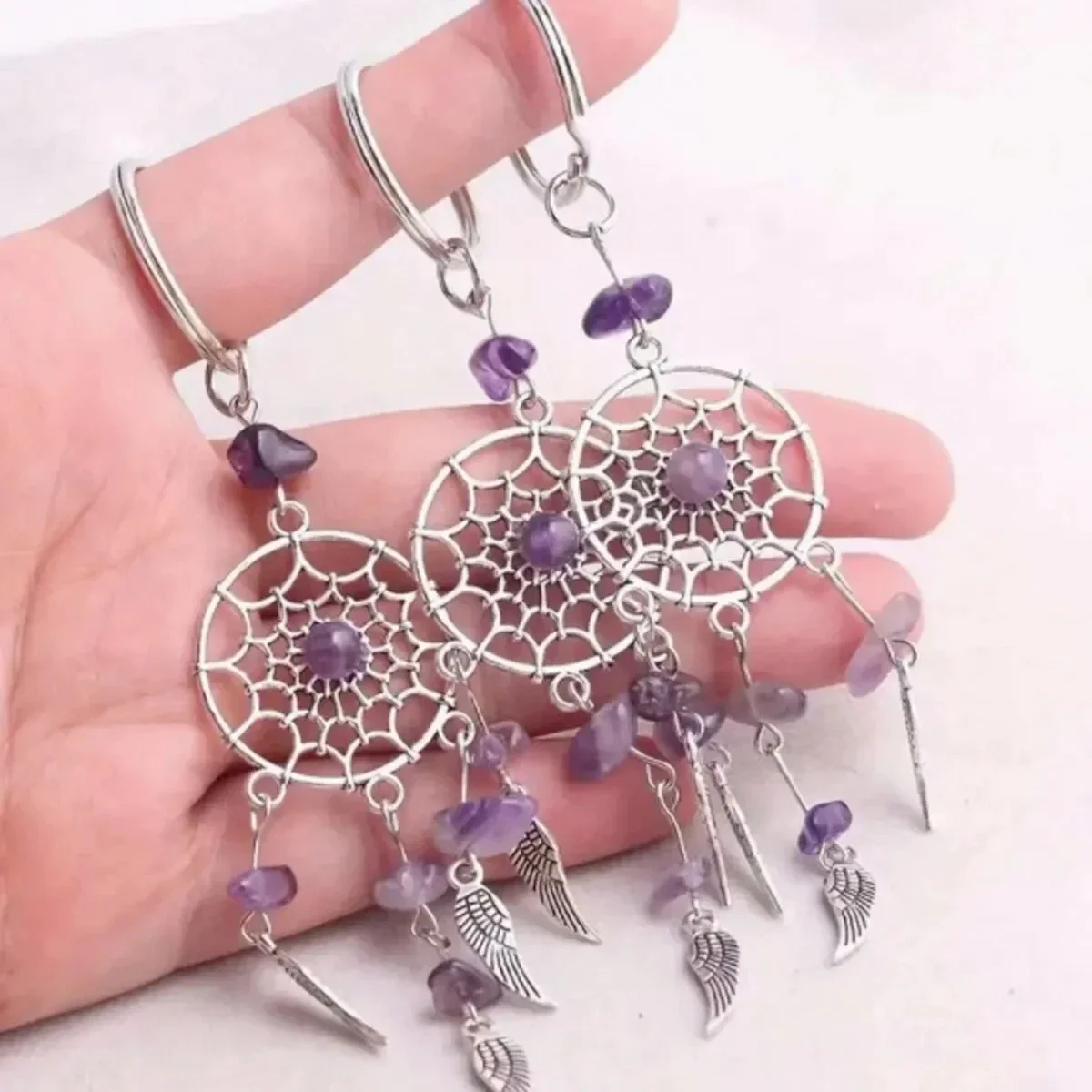 Key Chain Minimalist and Personalized Natural Crystal Gravel Dream Catcher Life Tree Wings Keychain Pendant Gift Accessory