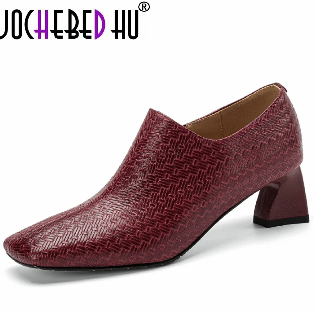 

【JOCHEBED HU】Новые женские пикантные модельные туфли ручной работы из натуральной кожи на среднем каблуке с квадратным носком, винтажная женская обувь с вырезом, размеры 34–40