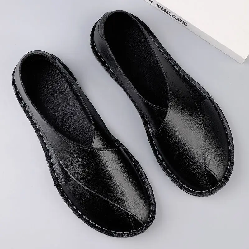 2026 Summer Men Handmade Breathable Hollow Out Closed Toe Plus Size Leather Sandals Mules
