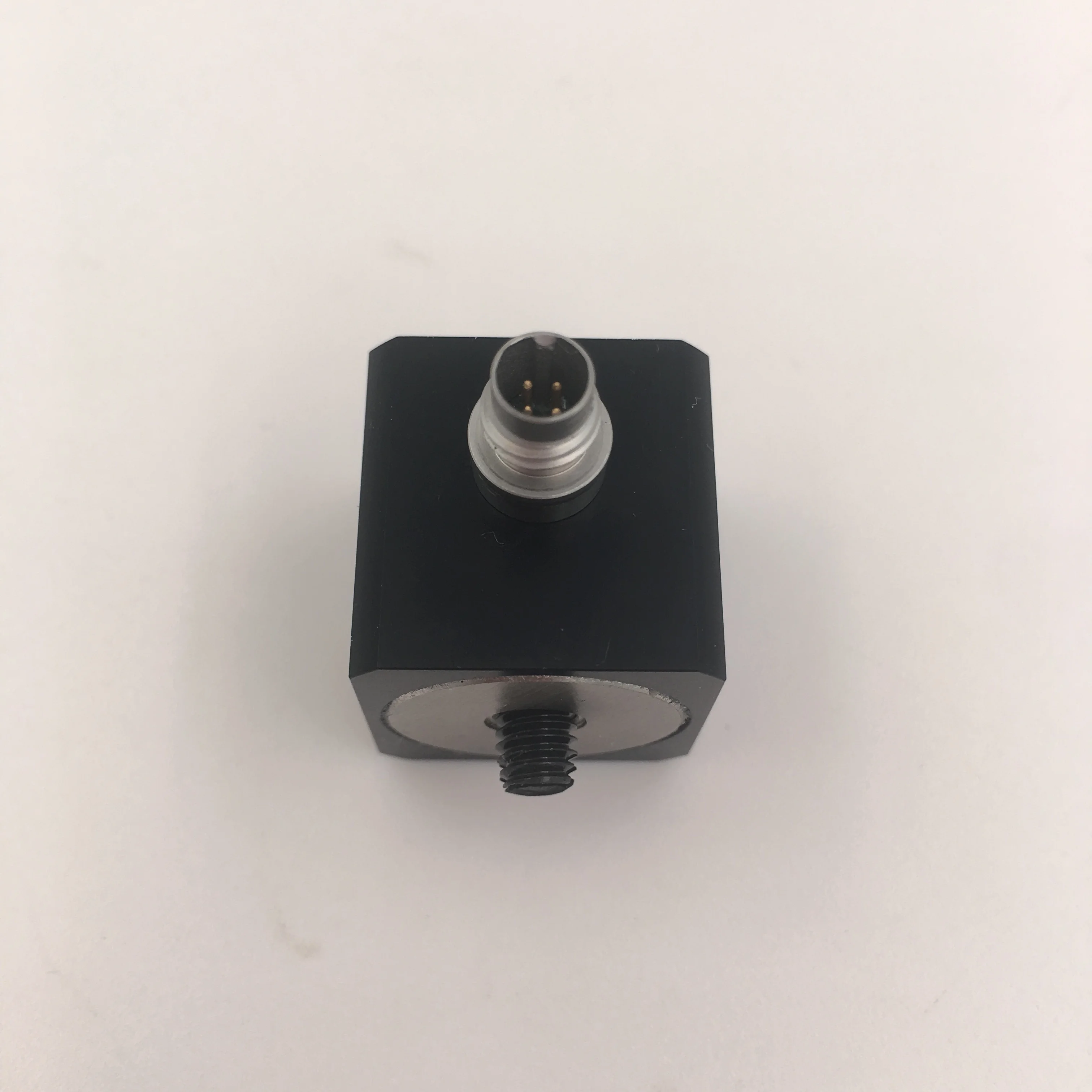 Miniature Tri-axial Piezoelectric accelerometer sensor in IEPE type