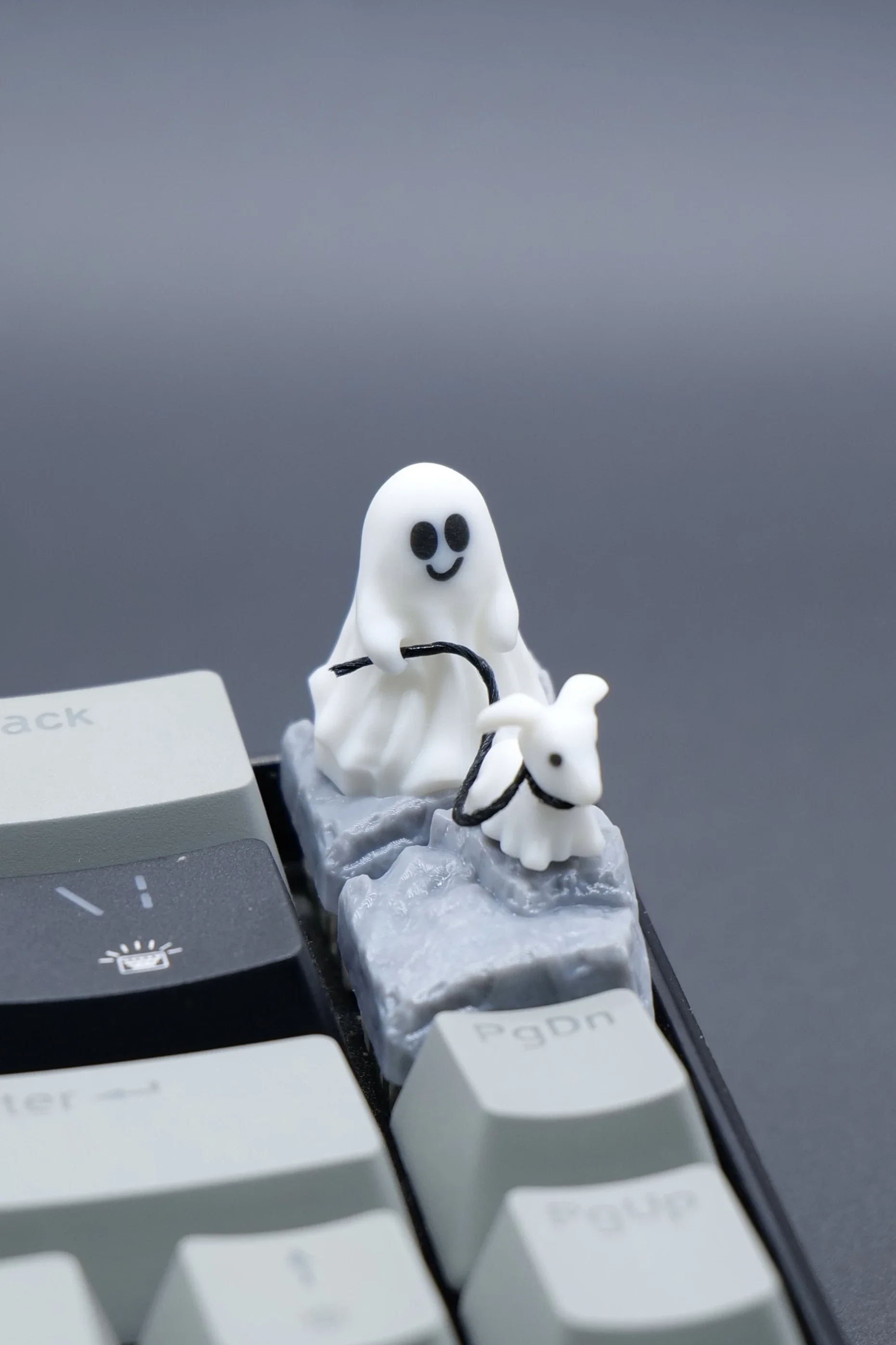 

Ghost keycap single esc personalized DIY keycap three-dimensional original cross shaft