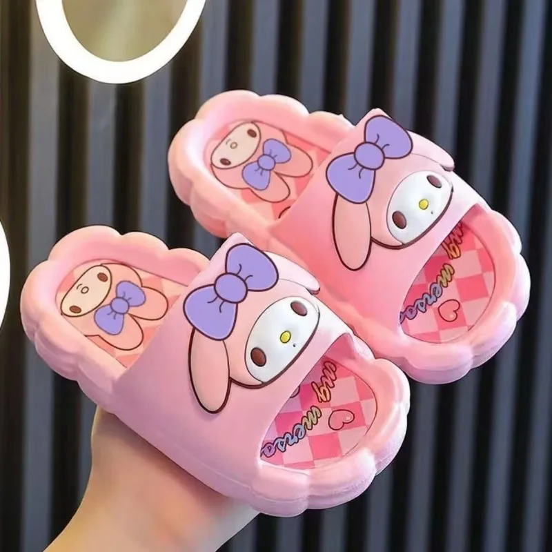 Модные шлепанцы с принтом My Melody, милые мультяшные сандалии с открытым носком для подростков и девушек, удобная обувь для дома и улицы Модные шлепанцы с принтом My Melody, милые мультяшные сандалии с открытым носком для подростков и девушек, удобная обувь для дома и улицы