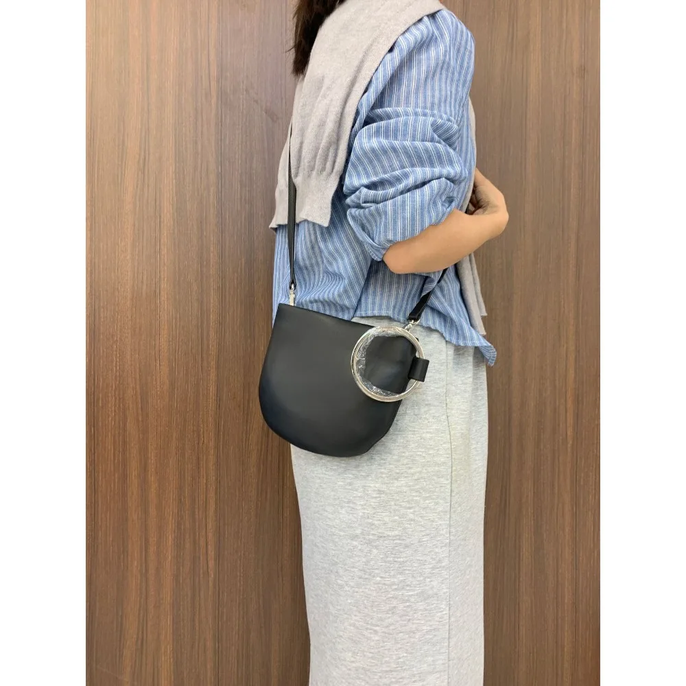 Retro Leather Semi-round High-end Lazy Niche Shoulder Bag, Crossbody Mobile Phone Unique Fashion Texture Durable and Practical