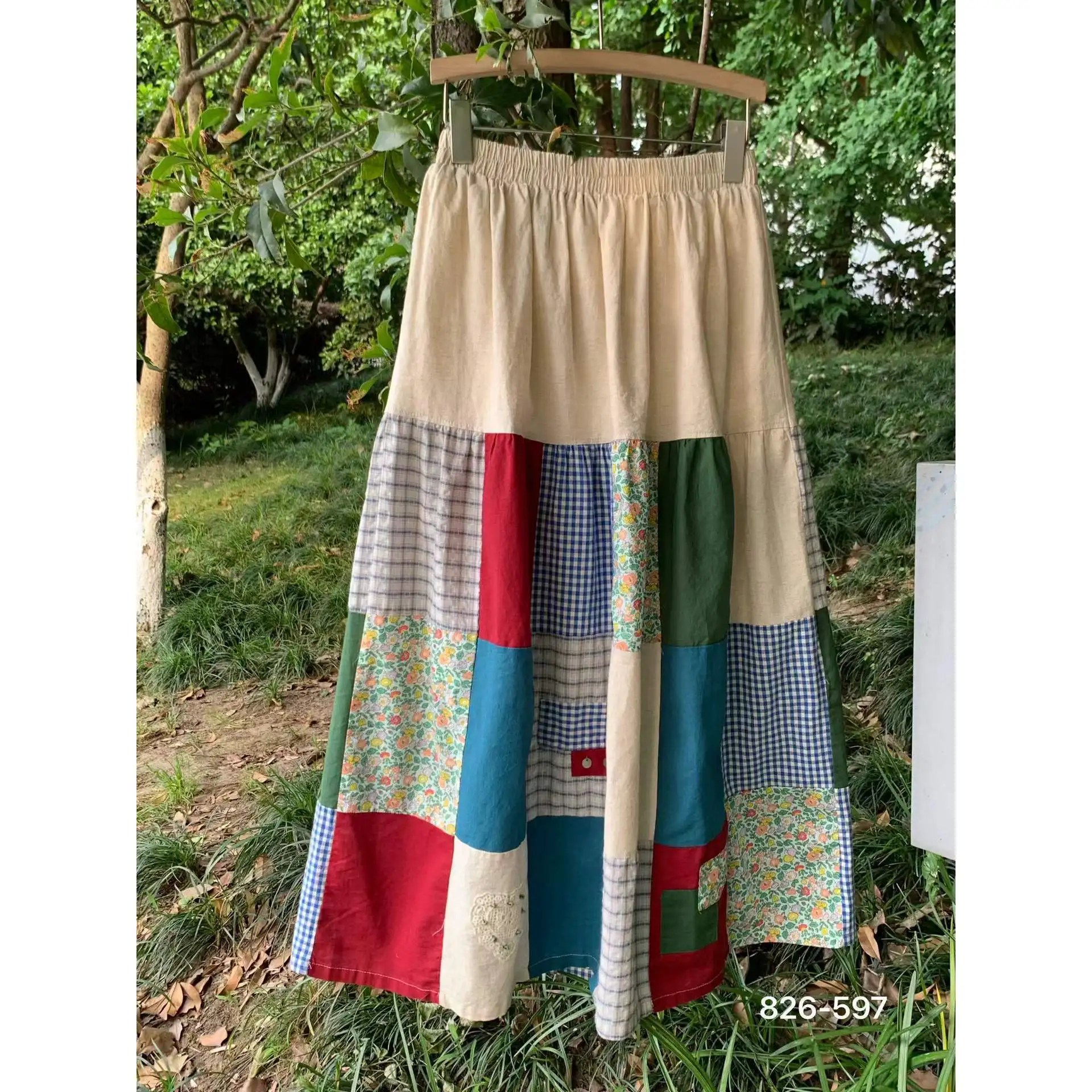 Summer 2026 New Plaid Floral Patchwork Half Skirt Elastic Waist Pleated Women's Skirt Artistic Style Cotton Blend Fabric
