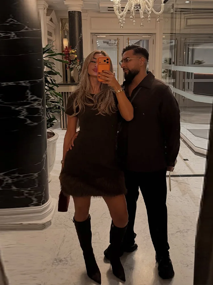 فستان نسائي من الفرو بدون أكمام فستان قصير أنيق فساتين قصيرة فساتين حفلات Bodycon سترة نسائية فستان عيد الميلاد