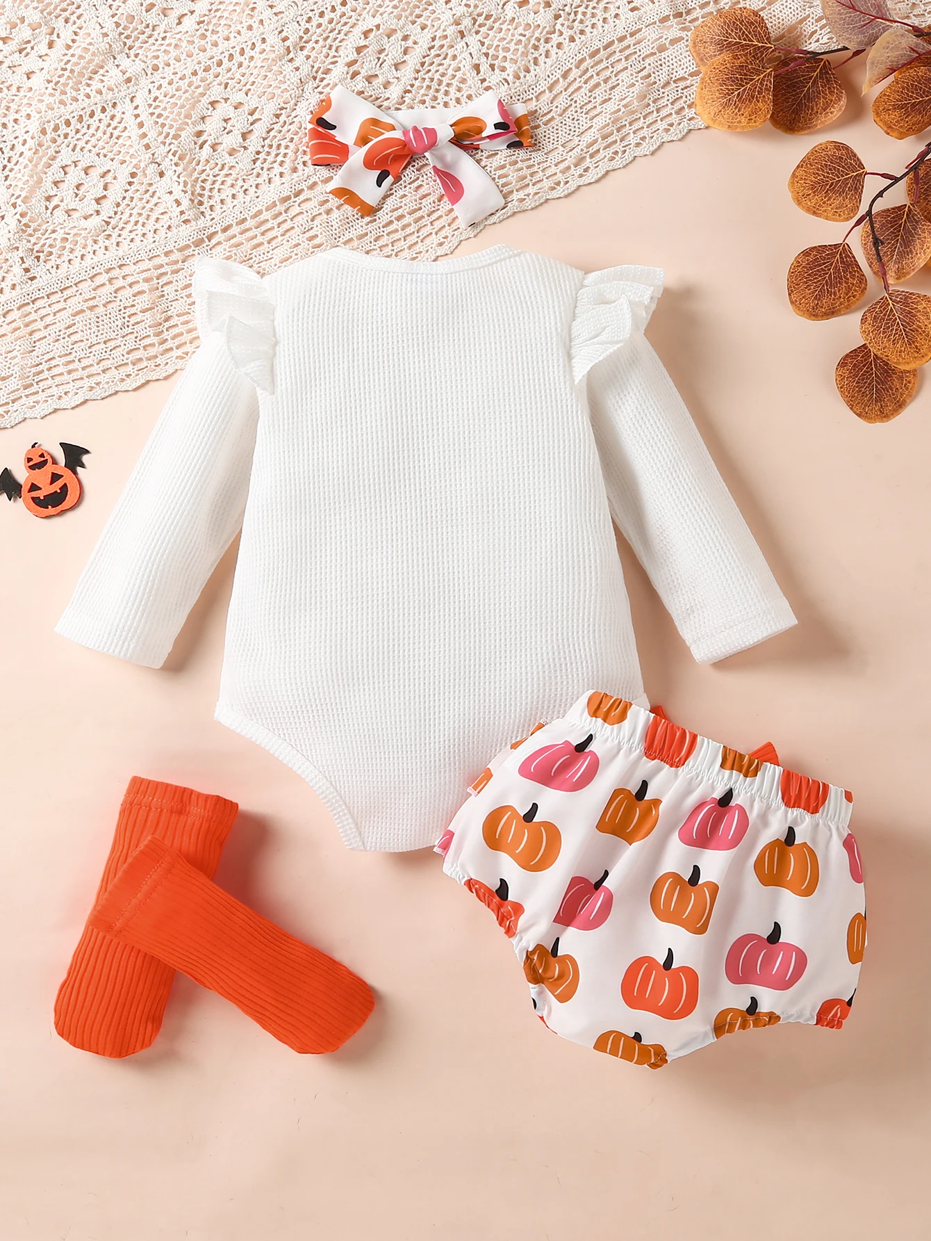 0-18 Months Newborn Baby Girl Outfits Cute Long Sleeve Bodysuit+Pumpkin Print Shorts+Headband+Stockings 4 PCS Halloween Costume