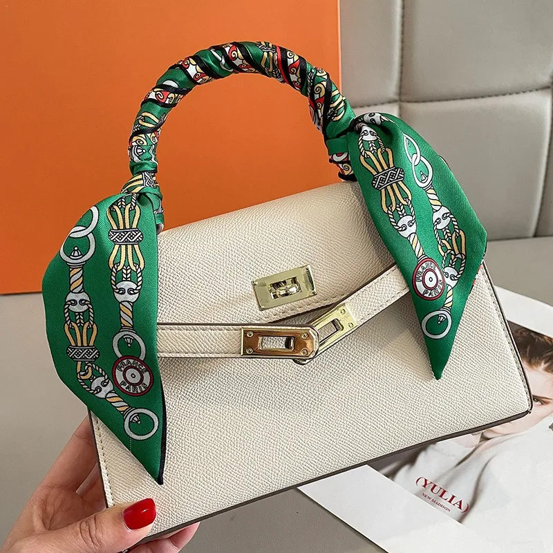 

Women's Retro Buckle Ribbon Color-blocking Chain Scarf Twill Double-sided Strip Decorative Streamer Headscarf