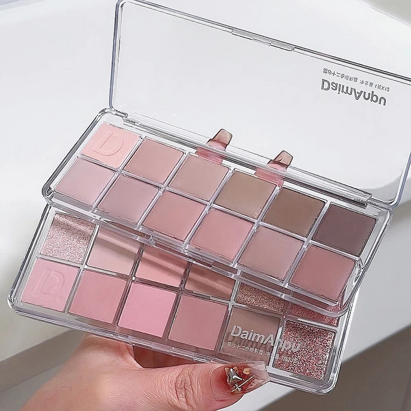 12-Color Eyeshadow Palette - Velvety Smooth, Long-Wearing Matte Shades for Everyday Wear