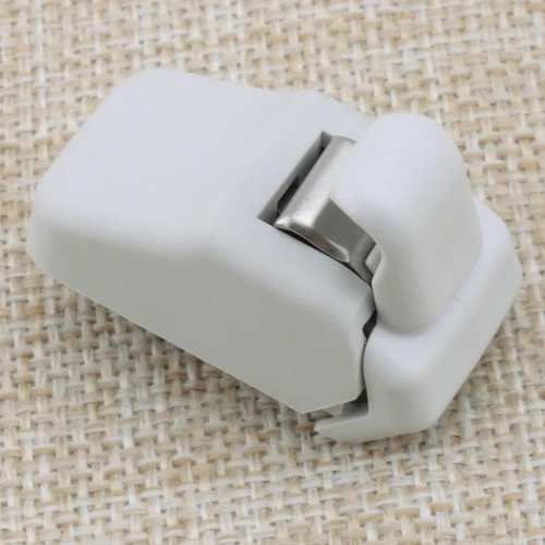 Imagen 2 del producto Soporte de Clip para visera delantera de coche 15VW09MS7AA, soporte de retención apto para Jeep Renegade 2018 2017 2016 2015