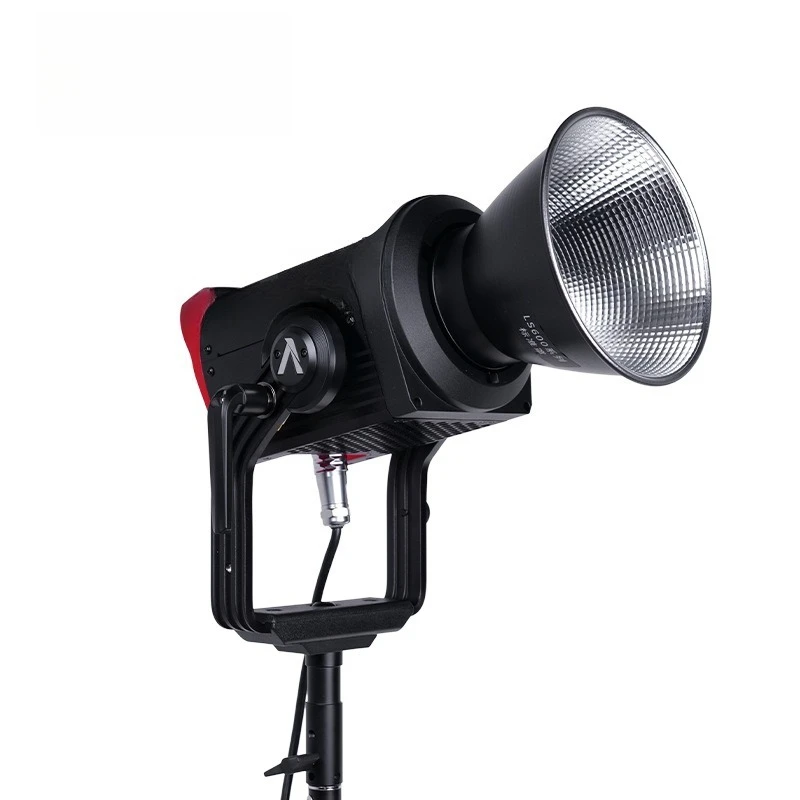 

Highlight green screen fill light