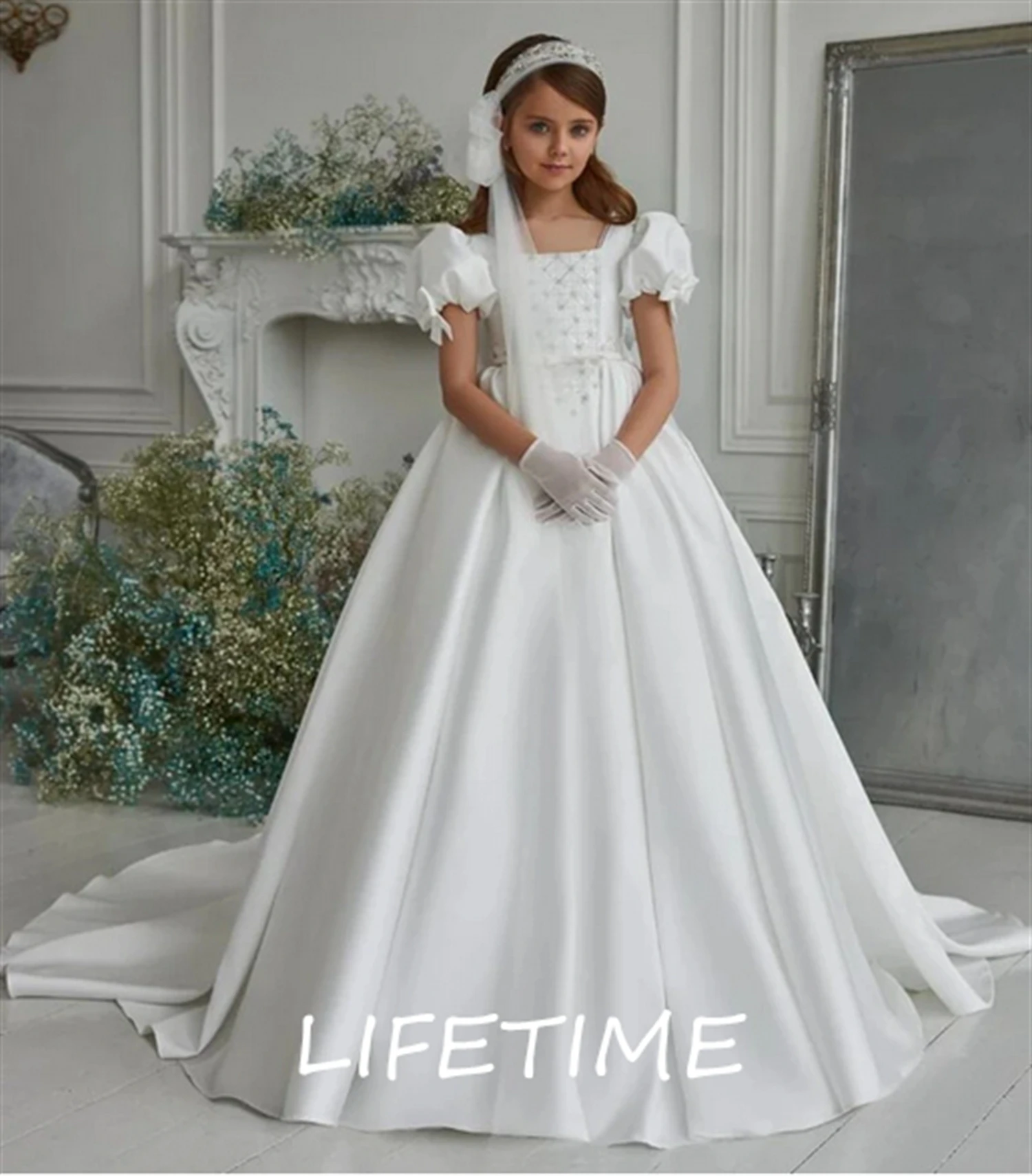 Luxury White Flower Girl Dress Satin Lace Wedding Princess Gown First Communion Dress Celebration