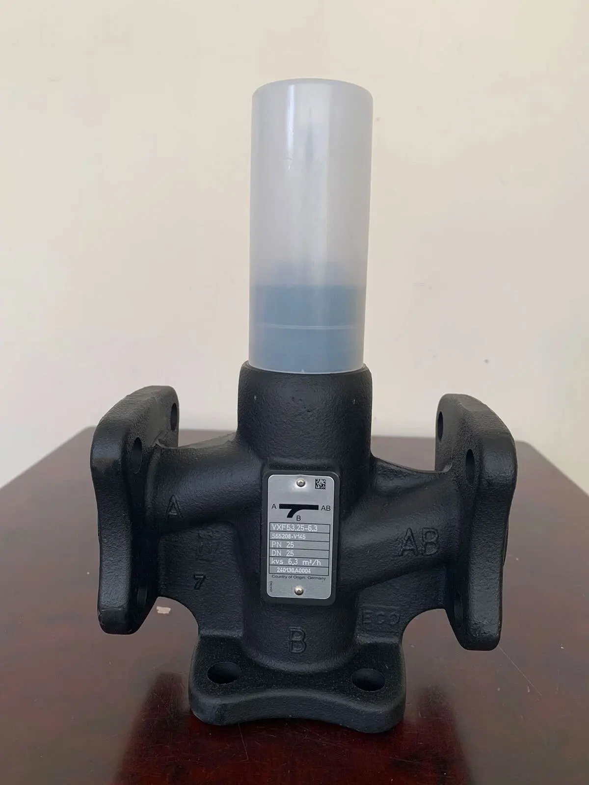 

Совершенно новый VVF53.20-6.3 VXF53.20-6.3 VVF53.32-16 VXF53.32-16 Гарантия один год