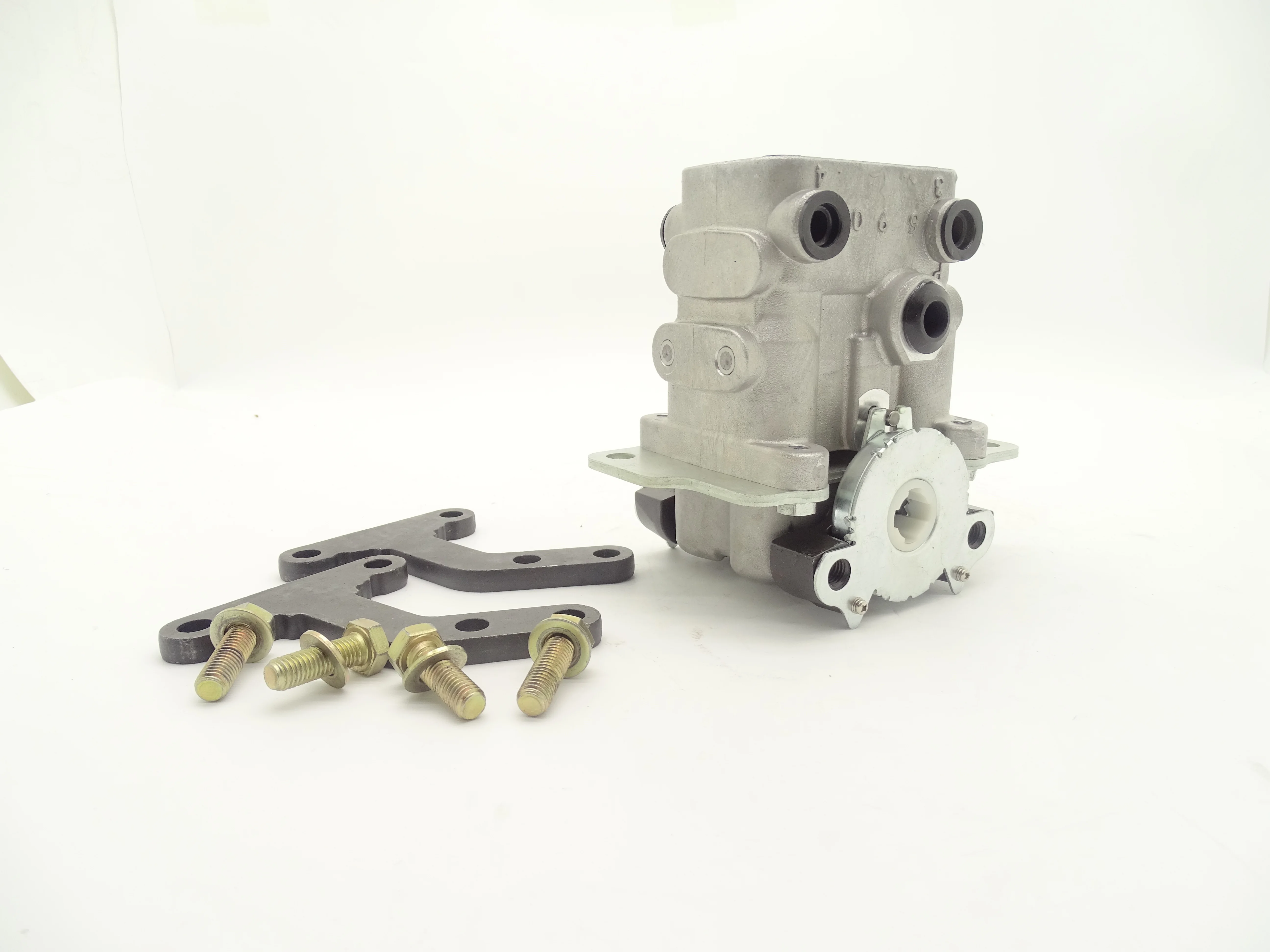 702-16-04250 Pilot Valve for Excavator PC200-7 PC200-8 PC300-8 PC400-8