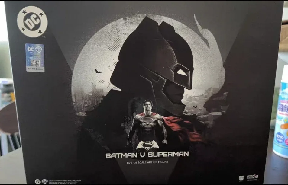

New Original Fondjoy BVS Armored Batman Batalla Damaged Superman Figure Set 1/9 Batman V Superman