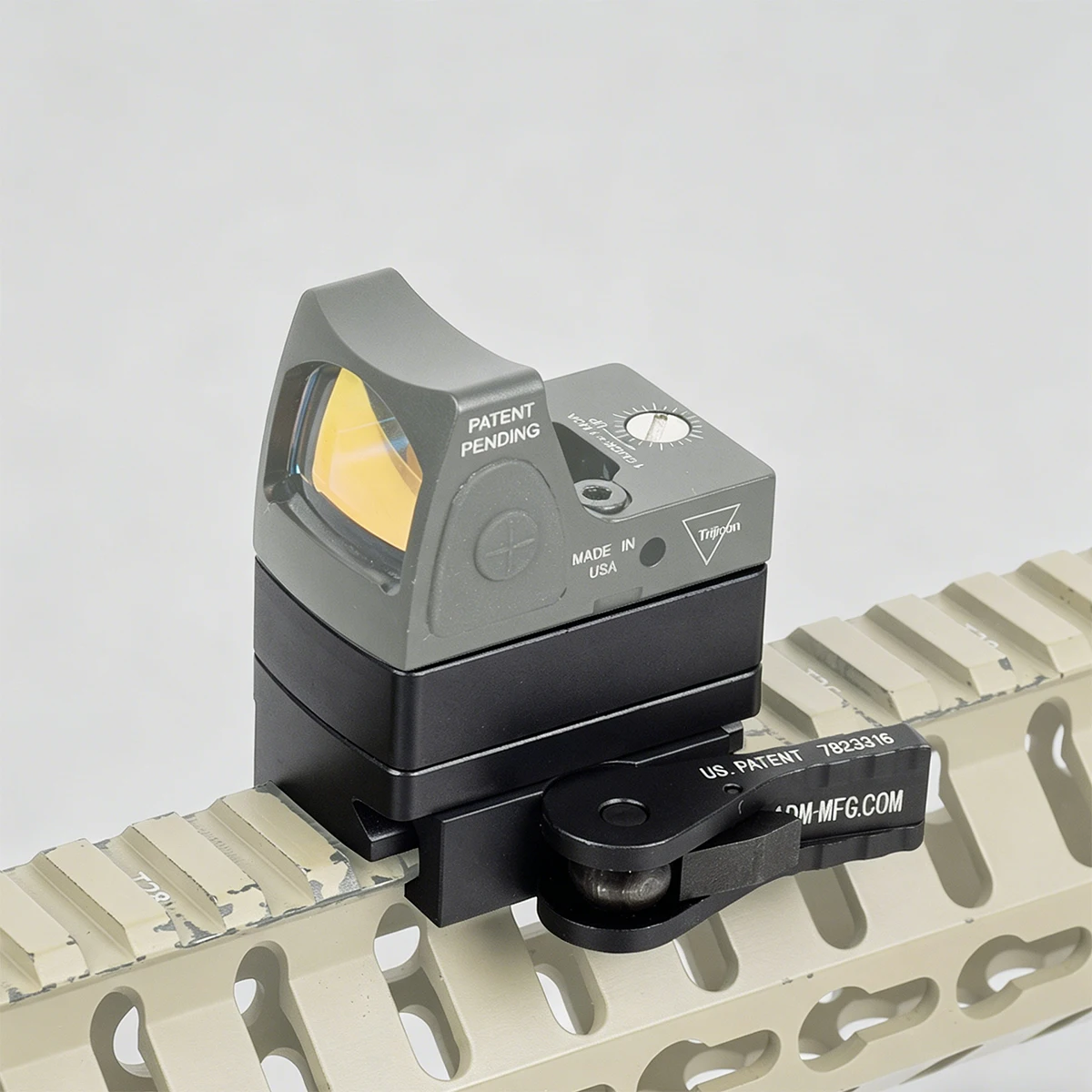 Tactical RM Mini Red Dot Sight Scope Mount With QD Auto Lock Riser Plate Fit 20mm Weaver Picatinny Rail Rifle For Hunting view 5