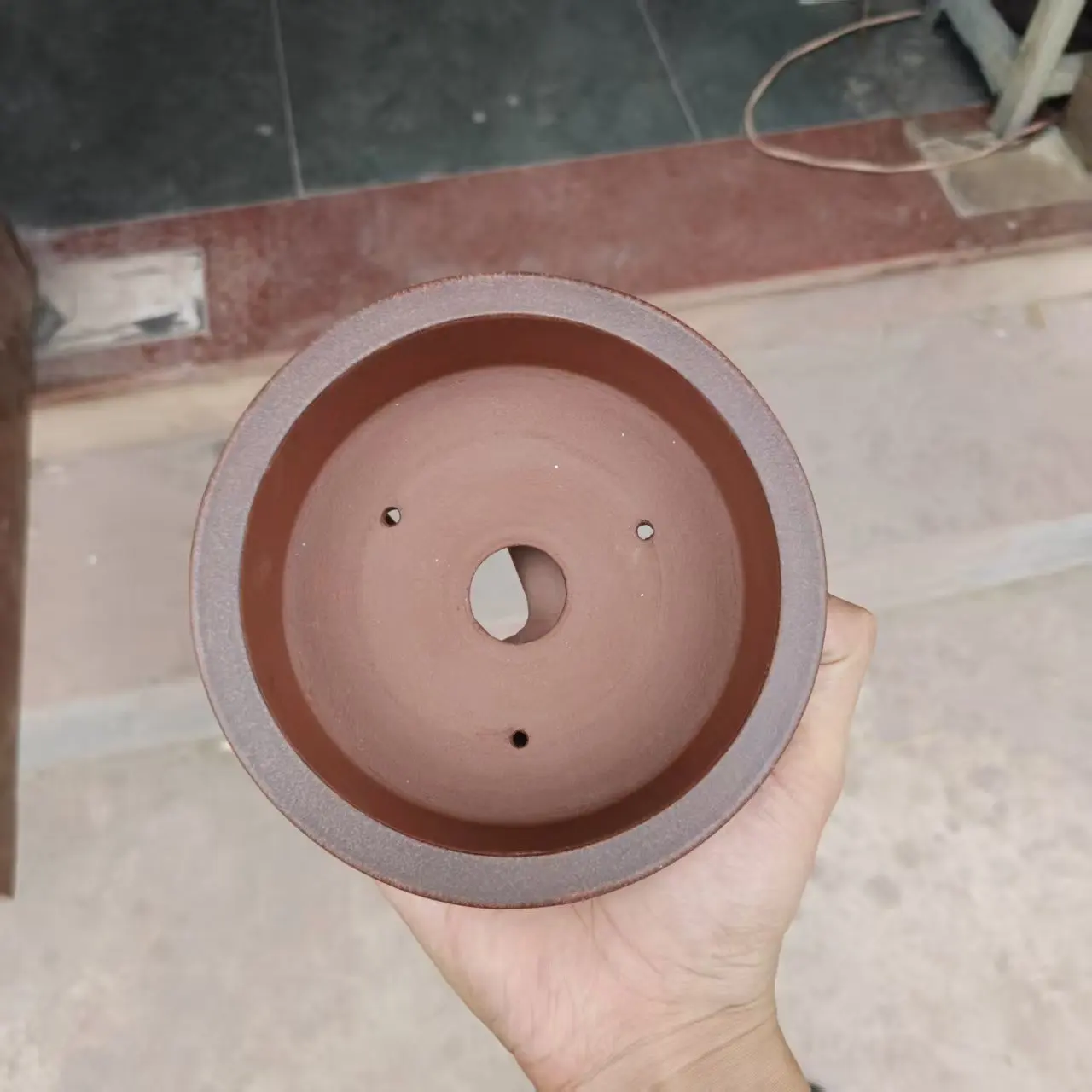 Hot sale hand drawing  purple clay bonsai pot with cloud feet&nail desgin