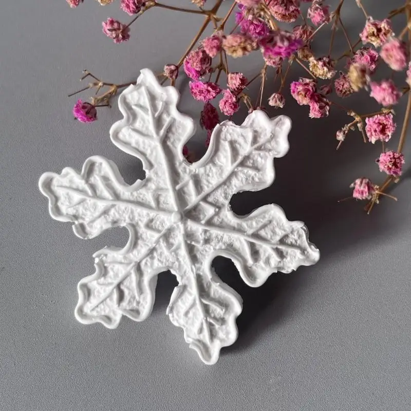 31BB Christmas Snowflake Silicone Mold Set For Holiday Baking Decorations And Handmade Crafts Jewelry Making Mould