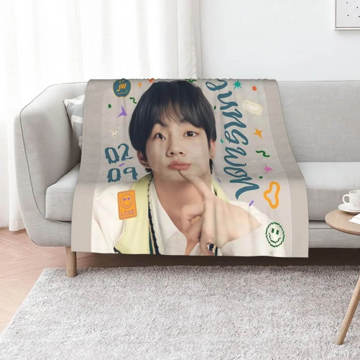 Jungwon birthday (KPOP) Throw Blanket Quilt Beautifuls Hairys cosplay anime Tourist Luxury Brand Blankets