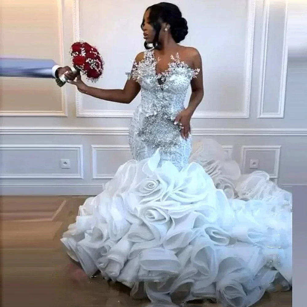 

Customized One Shoulder Appliques Crystals Wedding Dress Aso Ebi Organza Tired Ruffles Vestido De Casamento Bridal Gowns