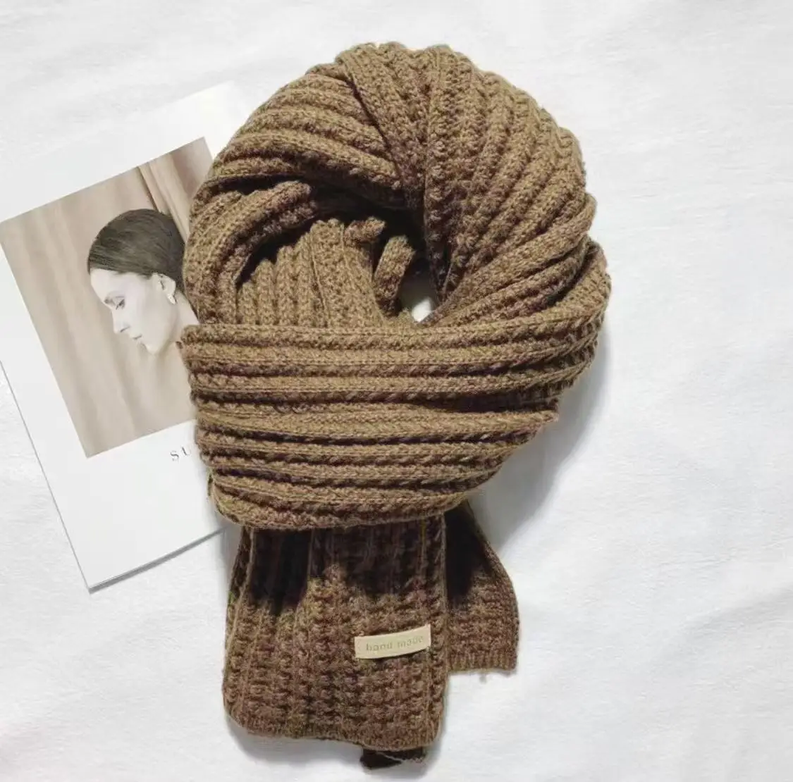 وشاح جديد في الخريف والشتاء وشاح محبوك من الصوف المشاهير على الإنترنت للرجال والنساء منقوش من الصوف