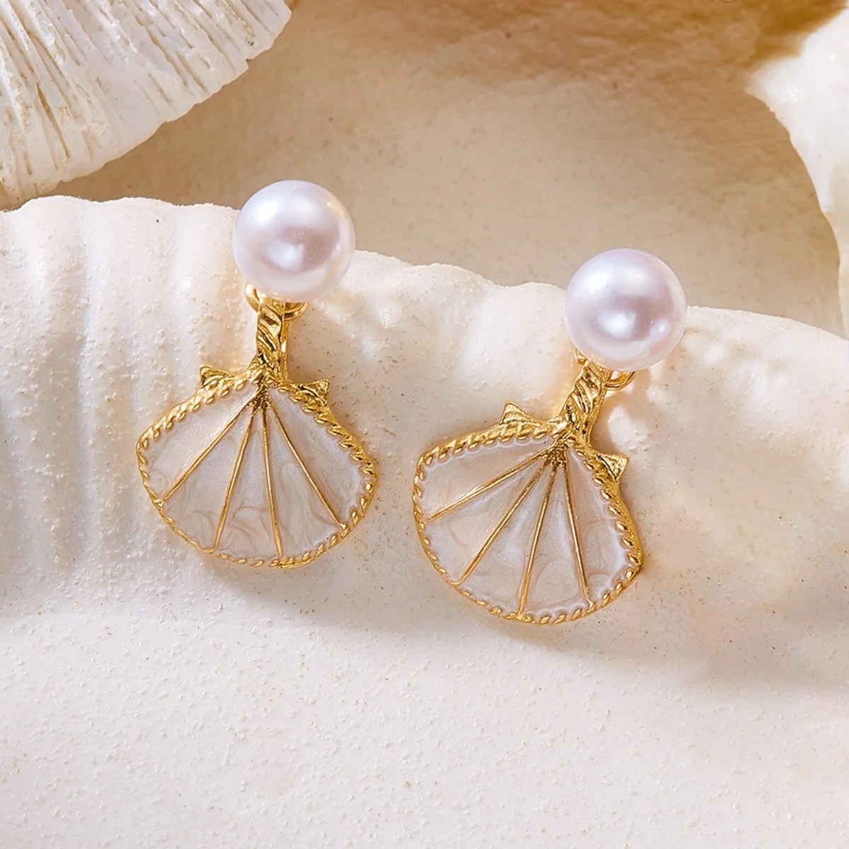 Imitationsperlen-Ohrstecker mit Emaille-Muschel-Rückseite für Damen und Herren, böhmische Ozean-Strand-Muschel-Ohrringe, Sommerparty-Schmuck – Detail 20