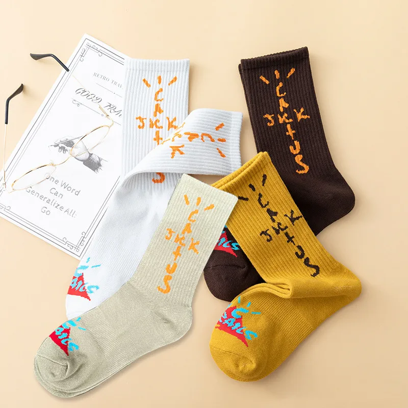 Cashew Nut Socks Men\'s Sports Style Street Skateboards sok Letter Fashion Brand High Top Women\'s Spring And Summer Crew Sock